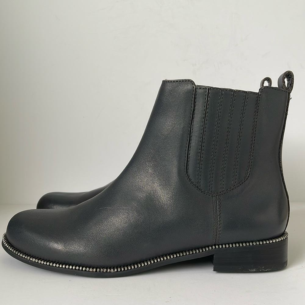 Aimee Kestenberg Emily Blue Leather Chelsea Ankle Boot size 8M NWOB